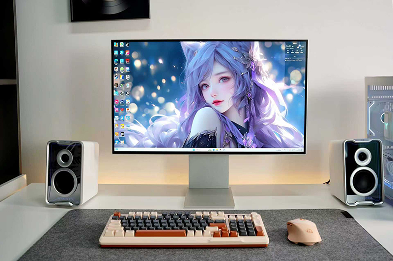 27英寸 4K LG面板显示器