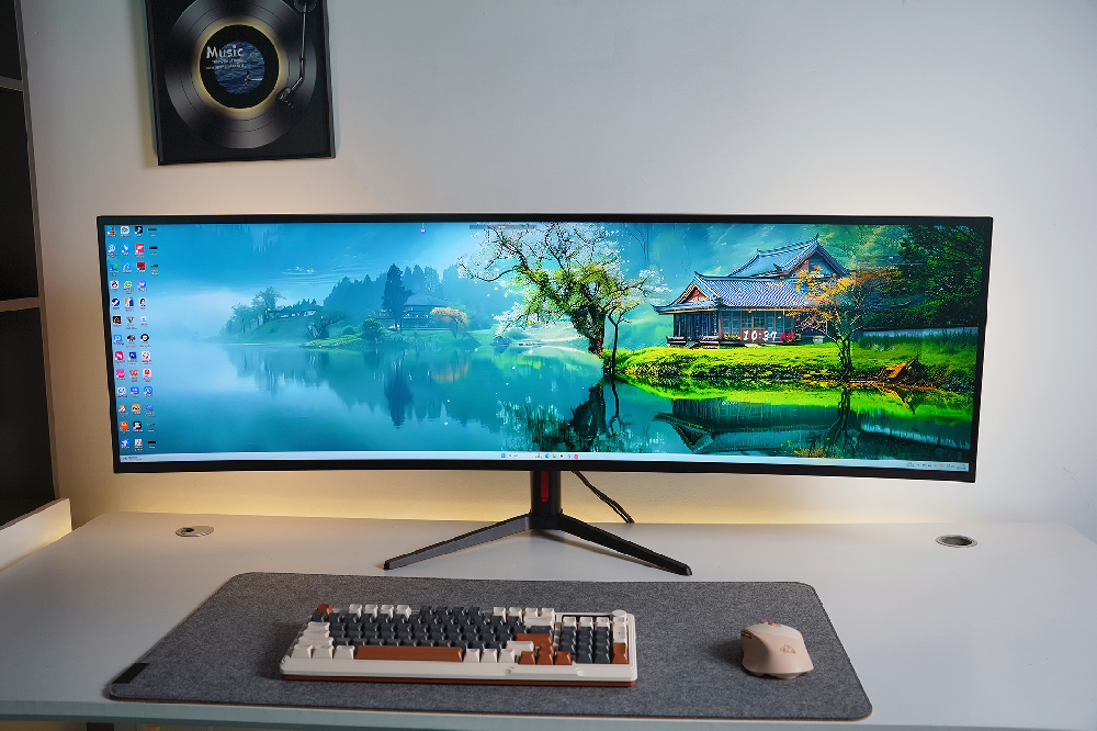 49英寸 5K 165HZ 32:9曲面显示器